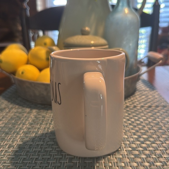 Rae Dunn BE CURIOUS” mug cup - Picture 2 of 6